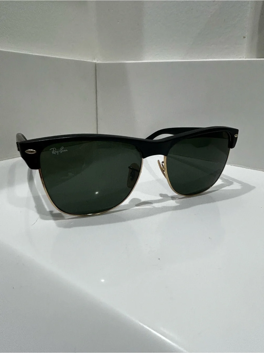 Ray-Ban signature clubmaster